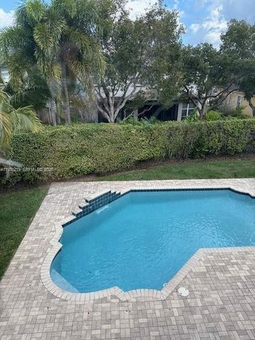4160 Cascade Ter, Weston, FL 33332