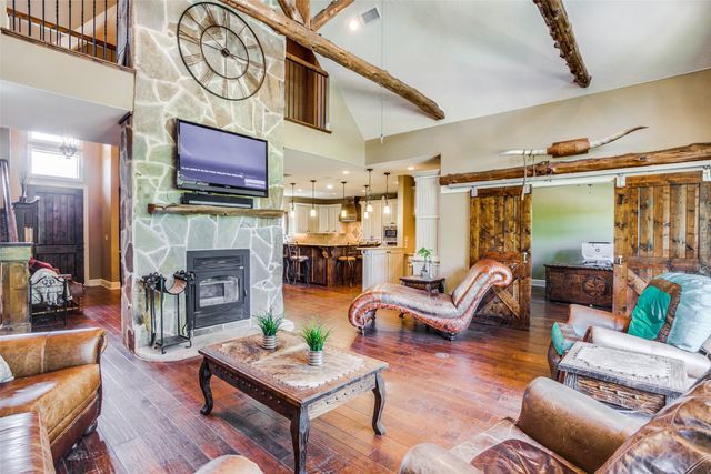 1510 Hawkins Road, Whitesboro, TX 76273