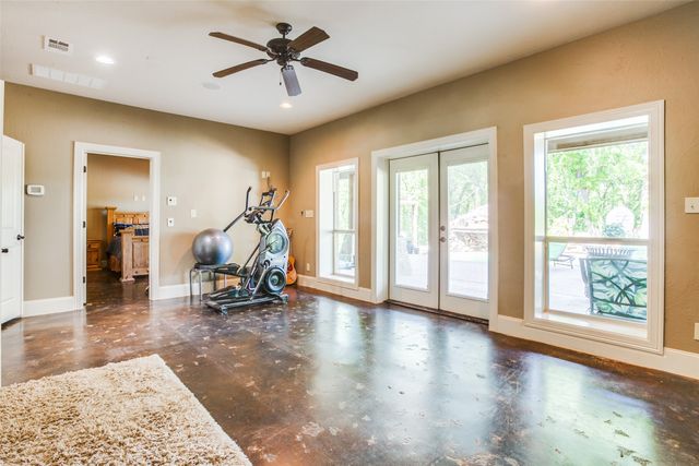 1510 Hawkins Road, Whitesboro, TX 76273