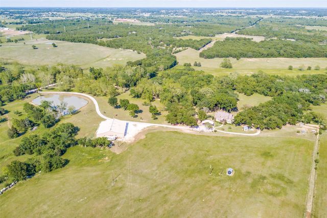 1510 Hawkins Road, Whitesboro, TX 76273