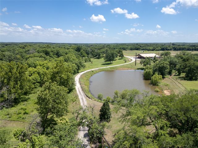 1510 Hawkins Road, Whitesboro, TX 76273