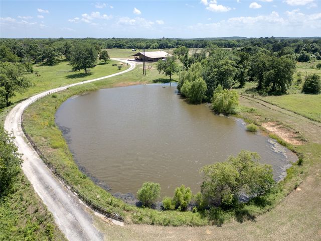 1510 Hawkins Road, Whitesboro, TX 76273