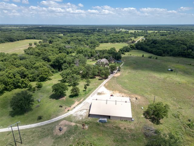 1510 Hawkins Road, Whitesboro, TX 76273