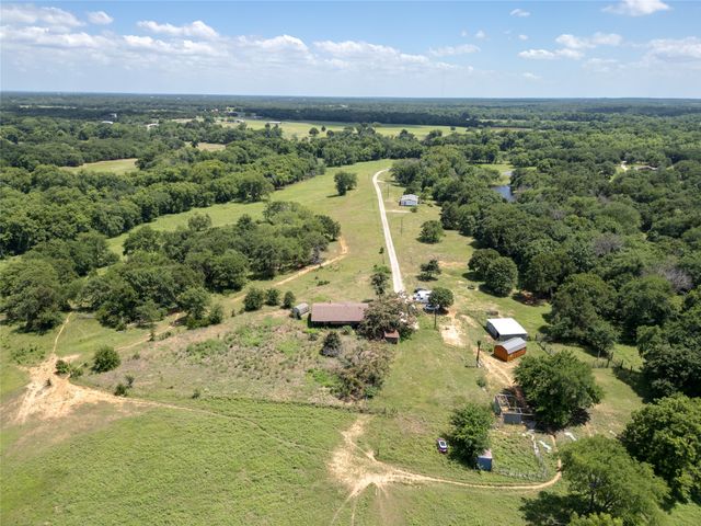 1510 Hawkins Road, Whitesboro, TX 76273