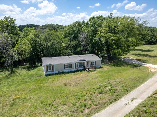 1510 Hawkins Road, Whitesboro, TX 76273