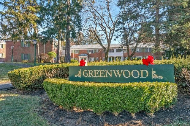 580 Bedford Road 20, Pleasantville, NY 10570