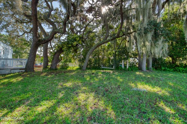 409 Leslie Drive, Port Orange, FL 32127