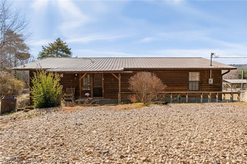 5924 S State Hwy 217, Booneville, AR 72927