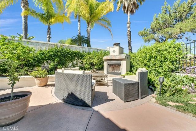 45407 Callesito Altar, Temecula, CA 92592