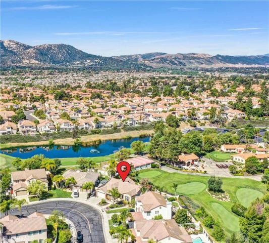 45407 Callesito Altar, Temecula, CA 92592