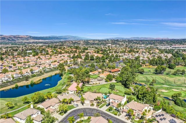 45407 Callesito Altar, Temecula, CA 92592