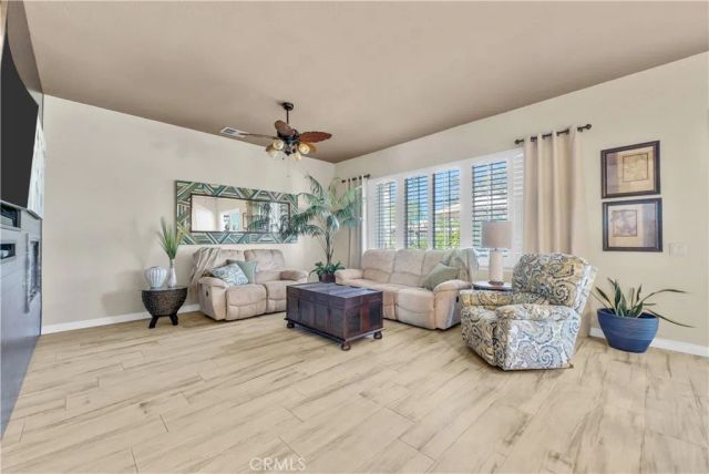 45407 Callesito Altar, Temecula, CA 92592