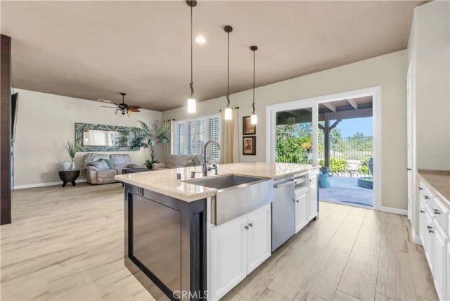 45407 Callesito Altar, Temecula, CA 92592