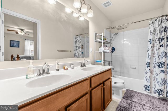 11642 ROYAL LYTHAM LN, Waldorf, MD 20602