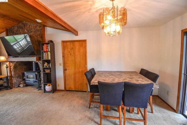 15 Roble Rd, Sonora, CA 95370