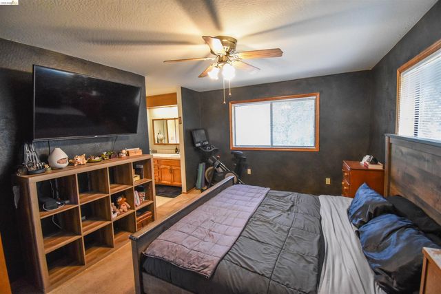 15 Roble Rd, Sonora, CA 95370