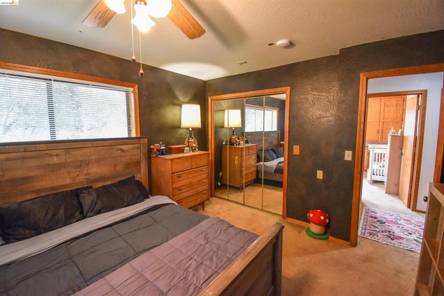 15 Roble Rd, Sonora, CA 95370