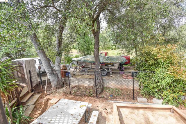 15 Roble Rd, Sonora, CA 95370