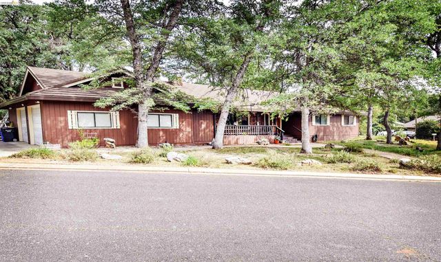15 Roble Rd, Sonora, CA 95370