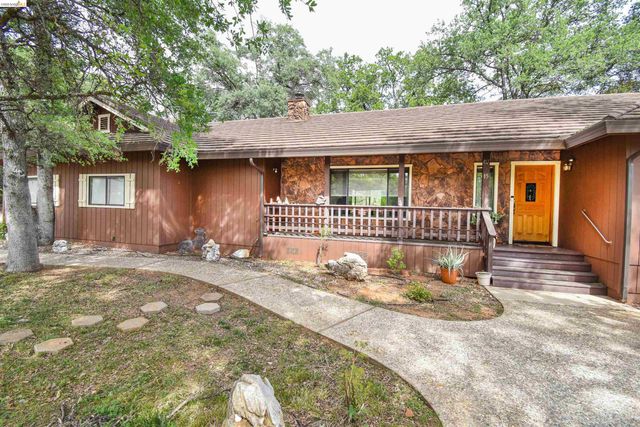 15 Roble Rd, Sonora, CA 95370