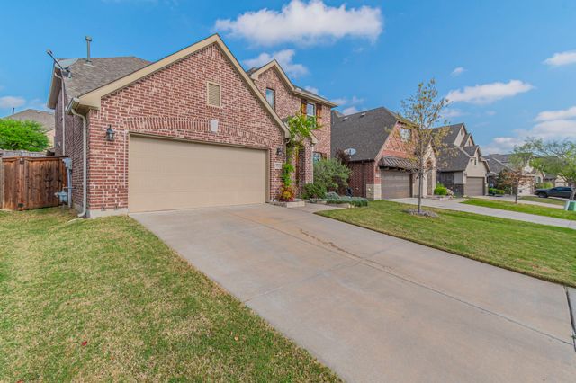 800 Spring Falls Drive, Mckinney, TX 75071
