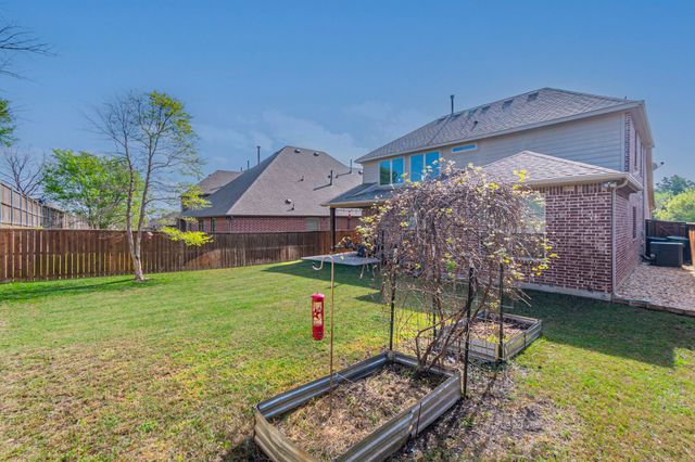 800 Spring Falls Drive, Mckinney, TX 75071