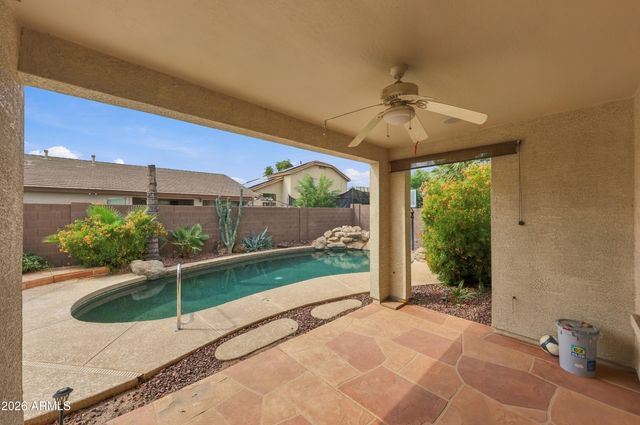 14633 W ST MORITZ Lane, Surprise, AZ 85379