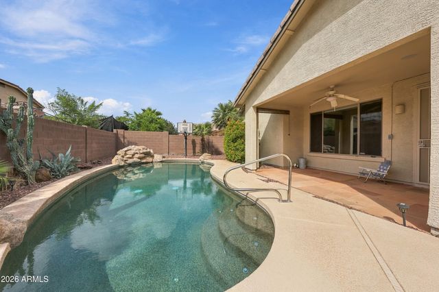 14633 W ST MORITZ Lane, Surprise, AZ 85379