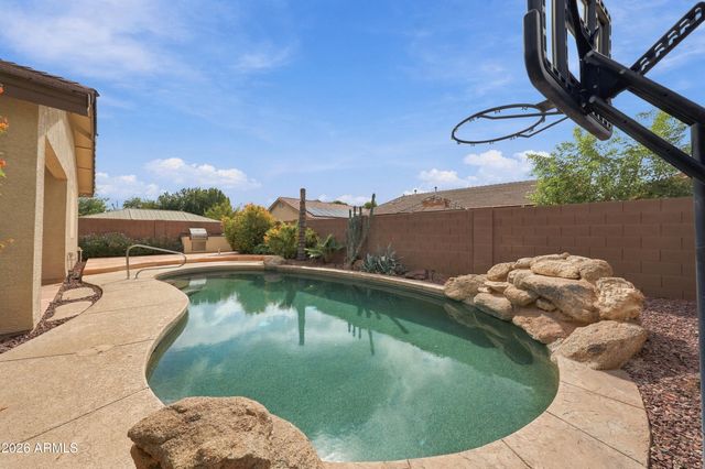 14633 W ST MORITZ Lane, Surprise, AZ 85379