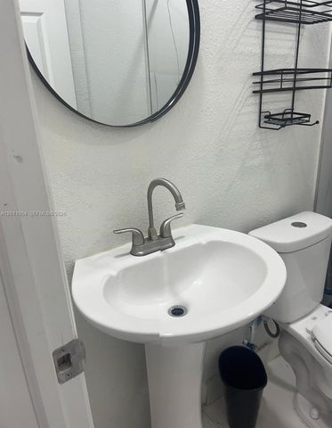 1631 NW 29th Ave 3, Miami, FL 33125
