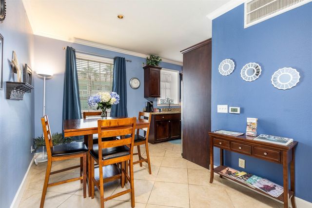 7000 Seawall Boulevard 324, Galveston, TX 77551