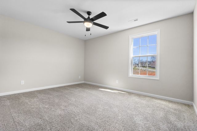 2531 Rafiki Dr, Clarksville, TN 37042