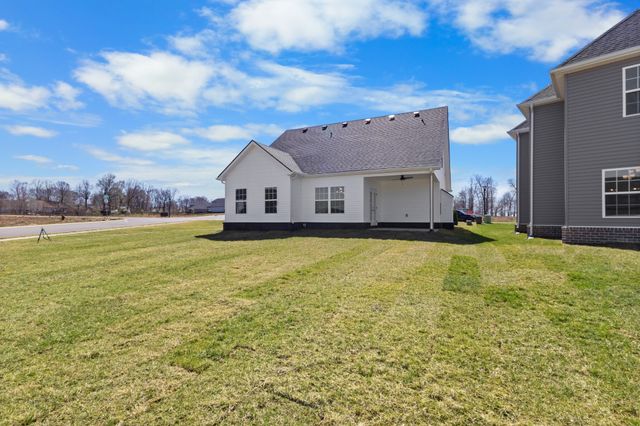 2531 Rafiki Dr, Clarksville, TN 37042