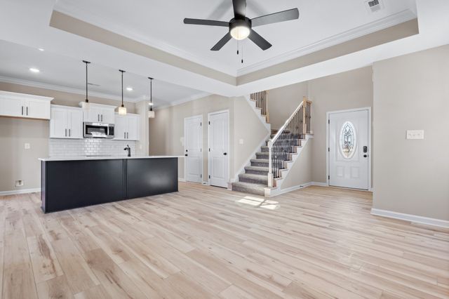 2531 Rafiki Dr, Clarksville, TN 37042