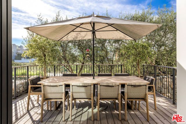 4315 Roma Court, Marina Del Rey, CA 90292