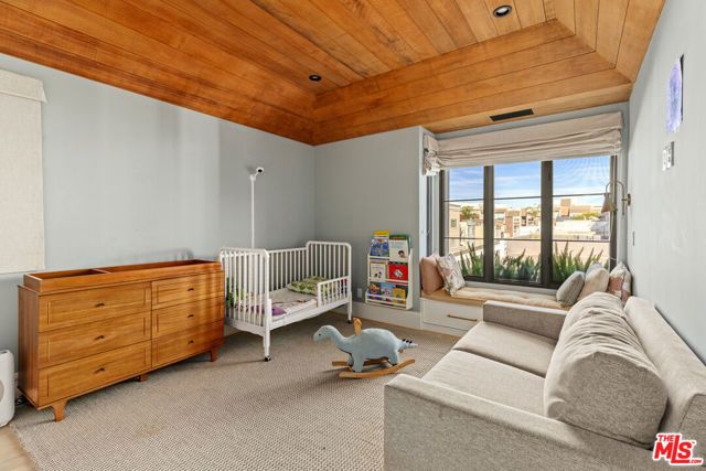 4315 Roma Court, Marina Del Rey, CA 90292