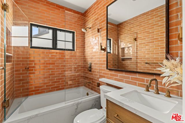 4315 Roma Court, Marina Del Rey, CA 90292