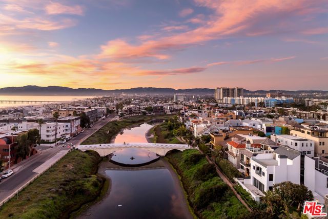 4315 Roma Court, Marina Del Rey, CA 90292