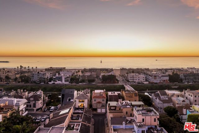 4315 Roma Court, Marina Del Rey, CA 90292