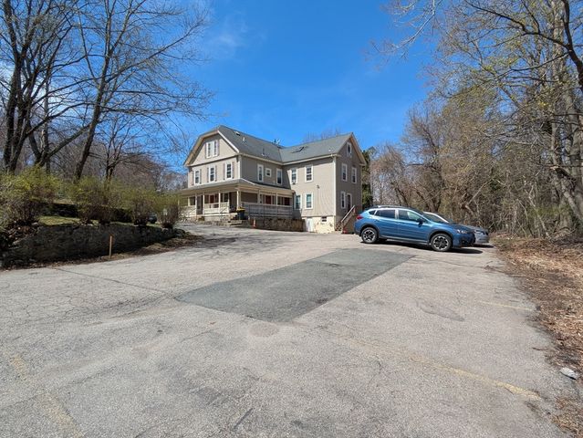 338 Summer St 9, Franklin, MA 02038