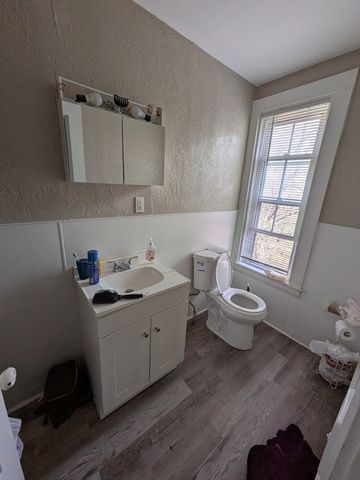 338 Summer St 9, Franklin, MA 02038