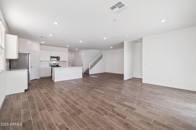 26207 W NANCY Lane, Buckeye, AZ 85326