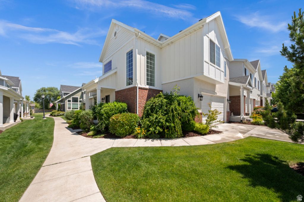 771 E NEWFIELD DR, Sandy, UT 84094