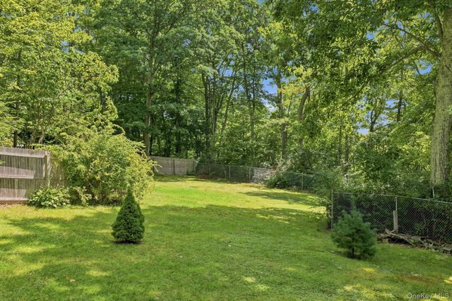 49 Maple Trail, Wurtsboro, NY 12790
