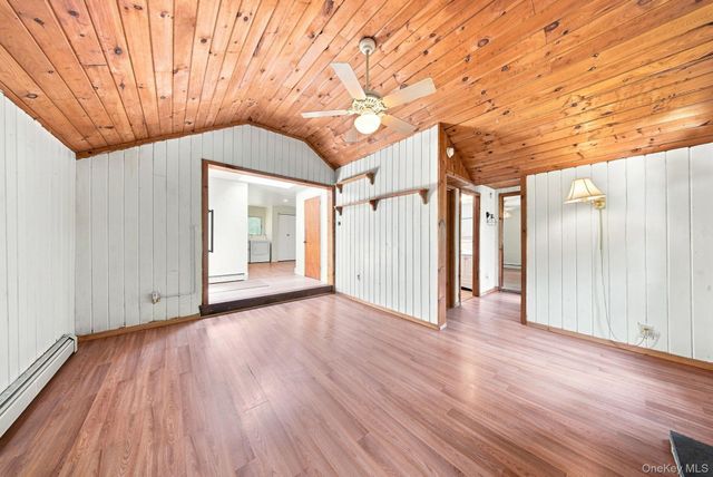 49 Maple Trail, Wurtsboro, NY 12790