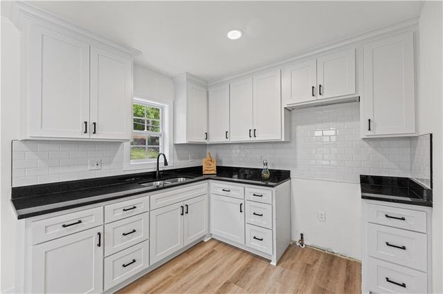 2815 S 24 Street, Kansas City, KS 66106
