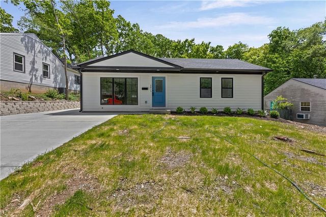 2815 S 24 Street, Kansas City, KS 66106