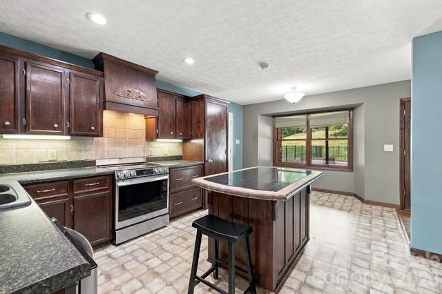 5341 Reese Store Avenue, Morganton, NC 28655