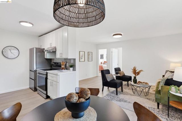 3477 Boston Ave 4, Oakland, CA 94602