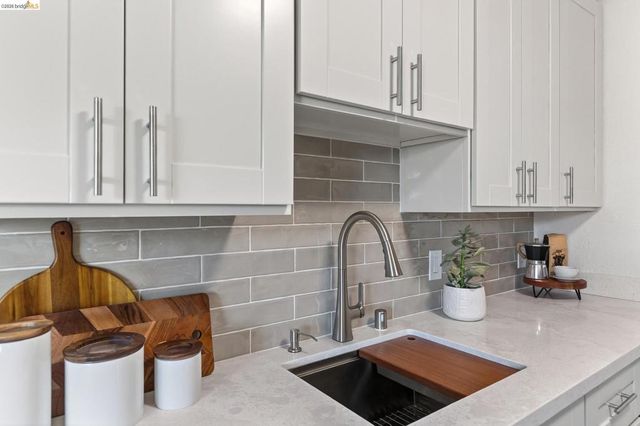 3477 Boston Ave 4, Oakland, CA 94602
